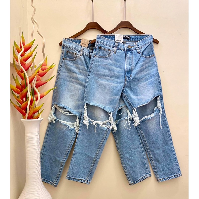 Mytrendyco Tattered Mom Denim Punny Boyfriend Jeans Highwaist Bangkok