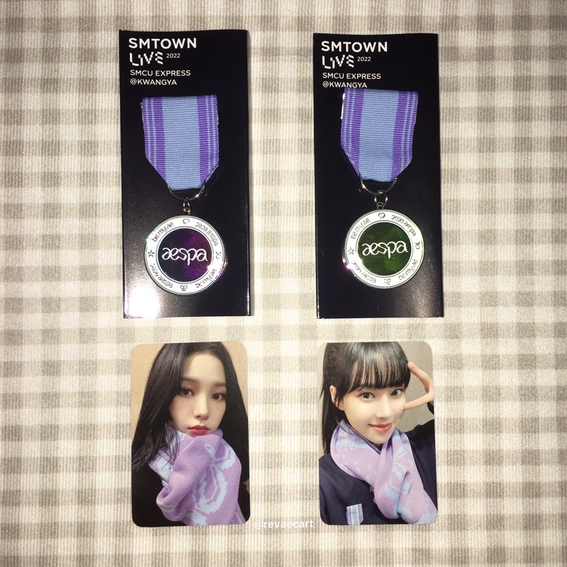 Official Aespa Karina Winter SMCU Express Photocard Emblem Badge MD