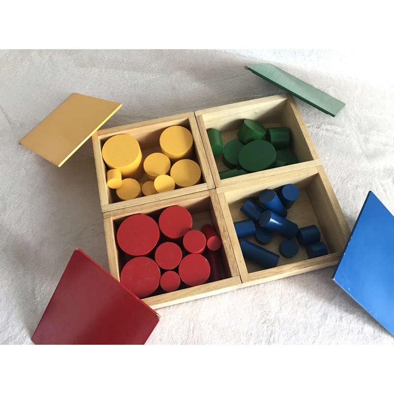 Authentic Montessori Knobless Cylinders Set Of With Laminated