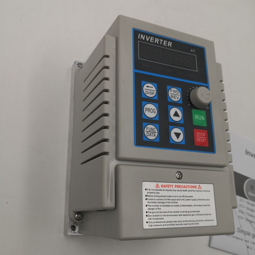 VFD Inverter XSY AT1 0 75KW Frequency Converter 3P 220V Output CNC