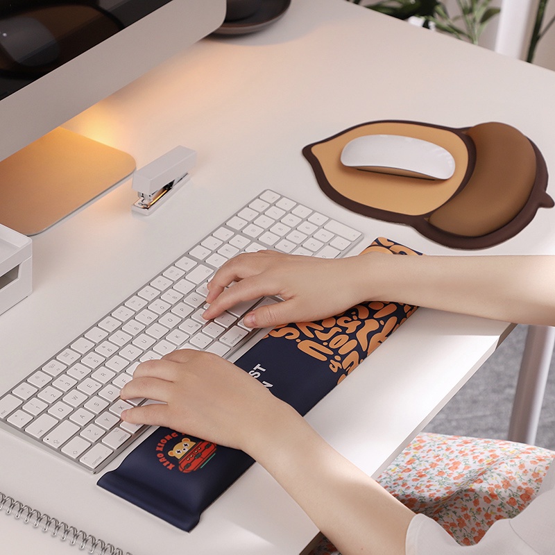 Fashion Cartoon Nut Shape Cute Mouse Pad Comfort Keyboard Hand Rest