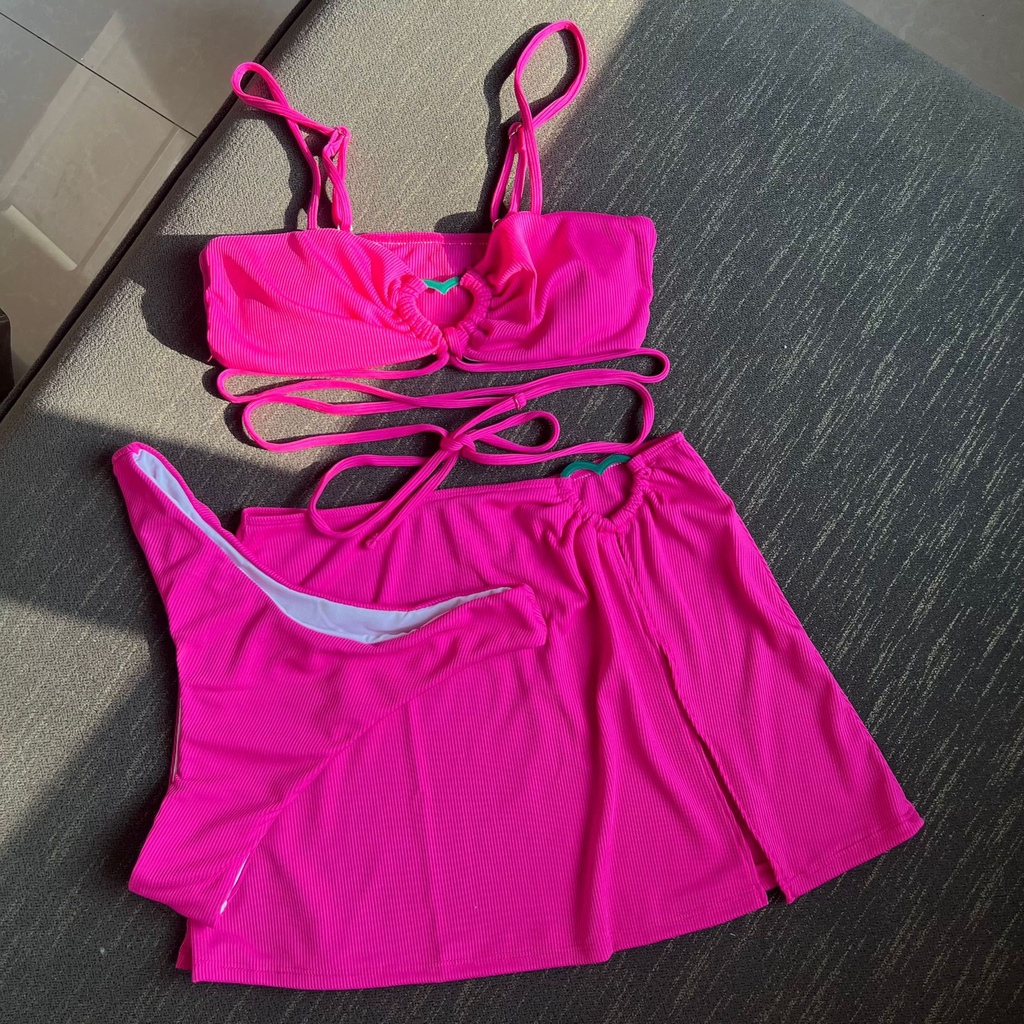 Sexy Woman Solid Color Lace Up Three Piece Bikini Set With Love
