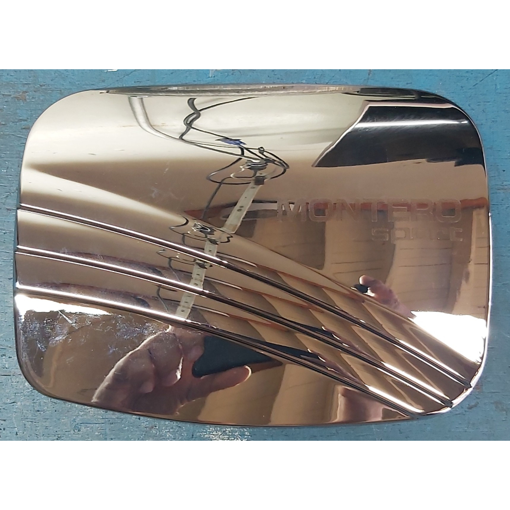 Mitsubishi Montero Gastank Chrome Gas Fuel Tank Garnish