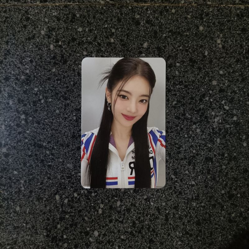 OFFICIAL ITZY Cheshire Photocards Lia Yuna Yeji Ryujin Chaeryeong