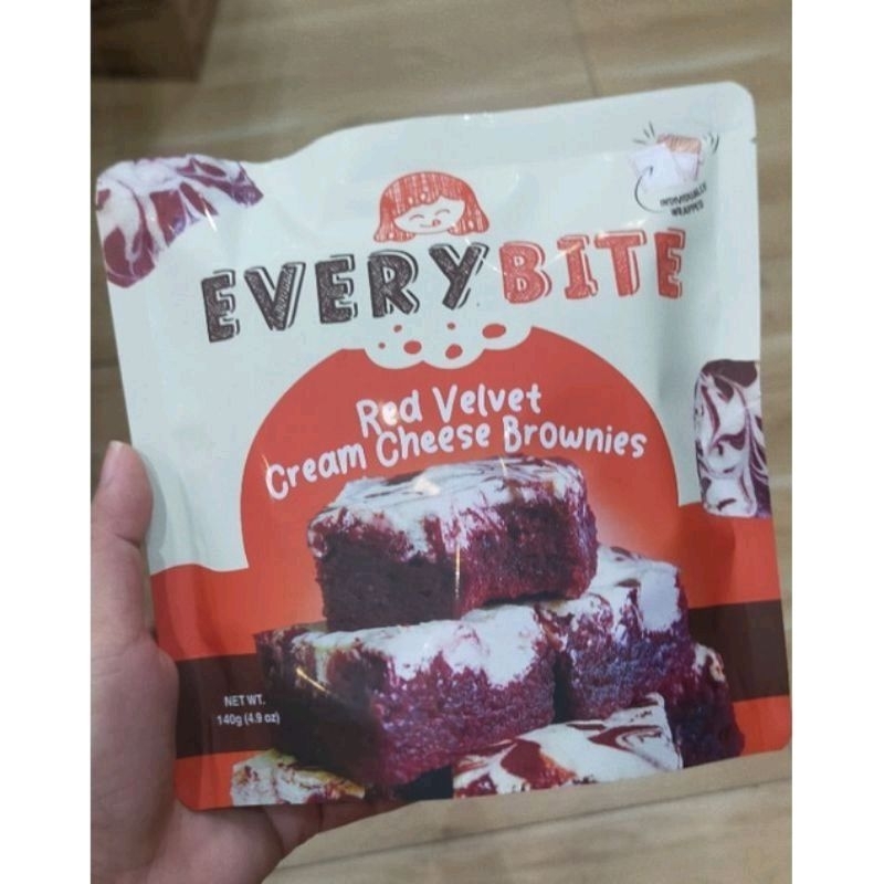 EVERY BITE Red Velvet Cream Cheese Cookie Crumble Brownies 140g