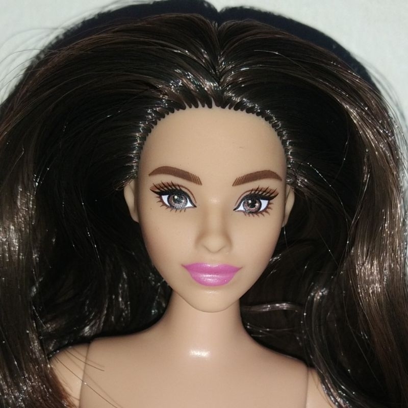 Barbie Fashionistas Doll 188 Curvy Nude Good As New Shopee Philippines