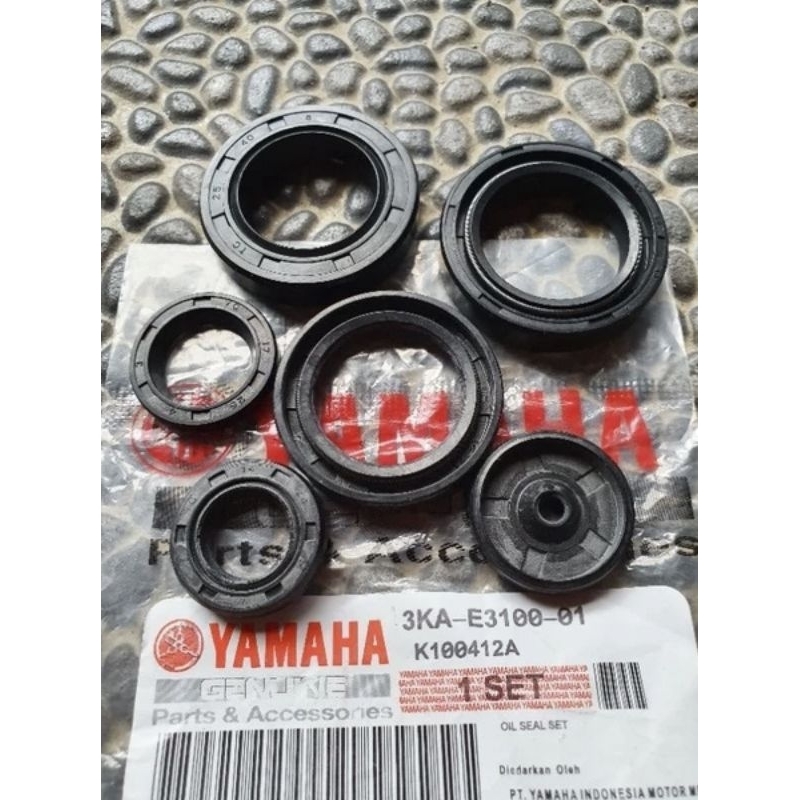 Yamaha Rxt Rxz Genuine Engine Oil Seal Complete Set Pcs Shopee