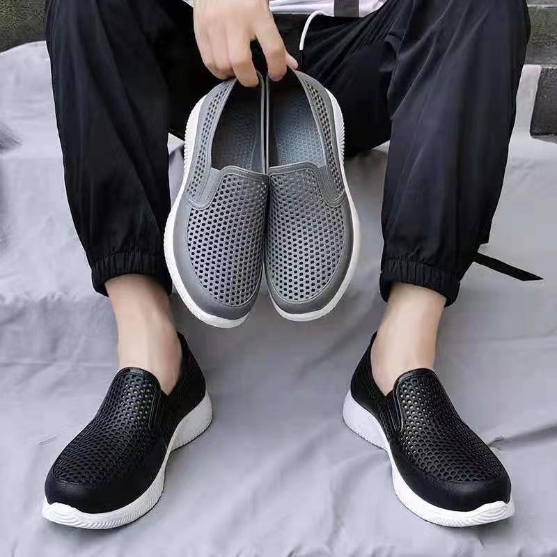 LIGHTWEIGHT FASHION low cut rubber running SHOES for men black shoes