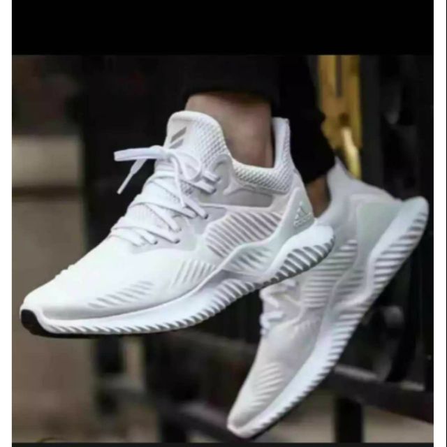 Adidas hot sale alphabounce 4