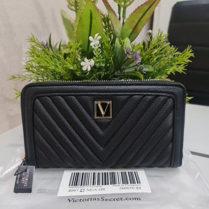 Original Victoria s Secret Small Long Wallet