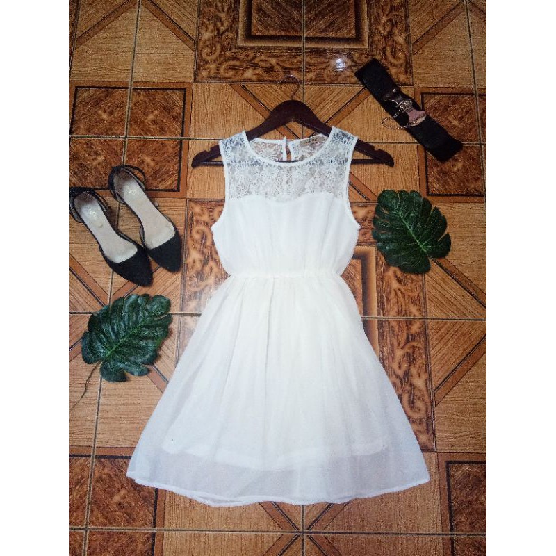 White sunday cheap dress