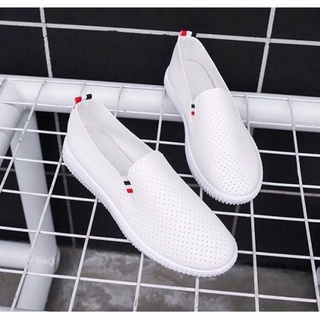 no lace sneakers