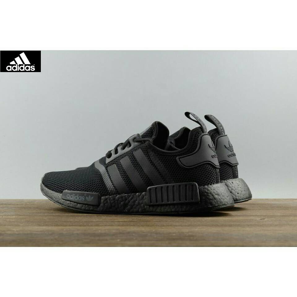 Nmd r1 shoes shop price in philippines