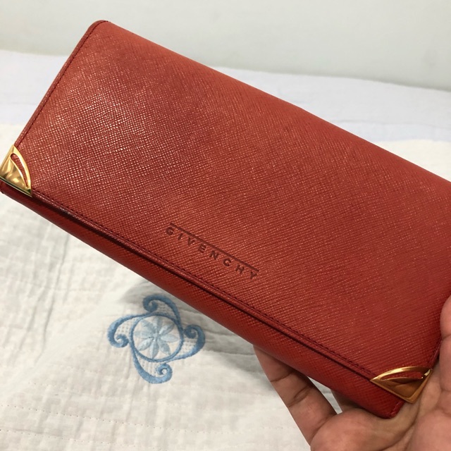 Givenchy red outlet wallet