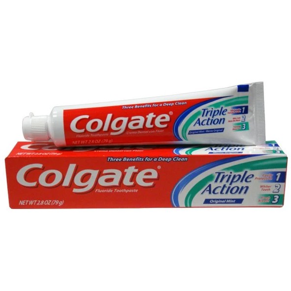 Colgate Flouride Toothpaste Triple Action, 145ml 