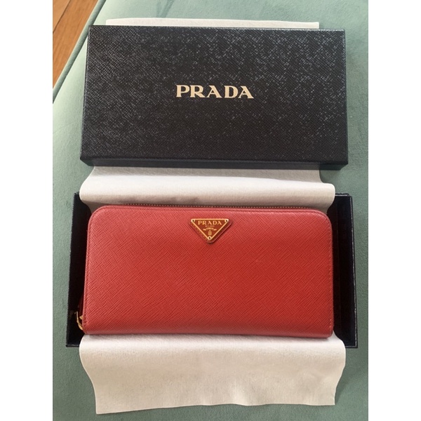 Prada cheap wallet replica