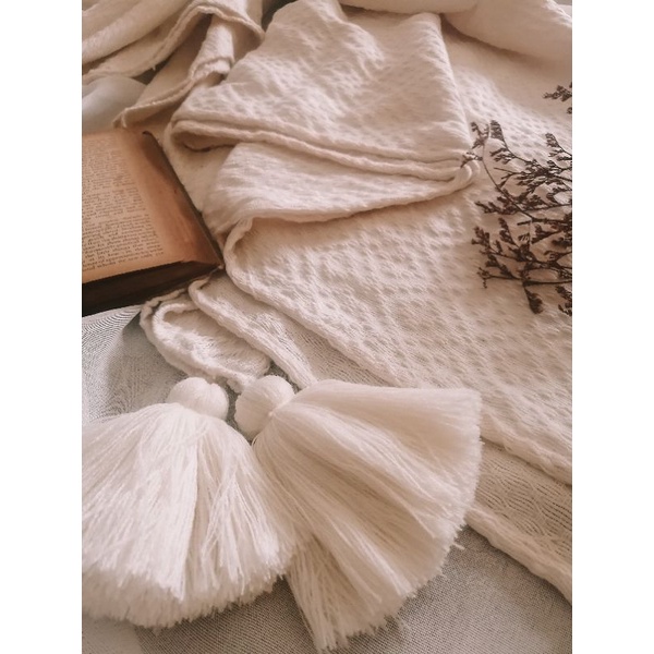 JUANA Inabel Trambia Pompom Throw Blanket / Sofa Drape / Bed Runner