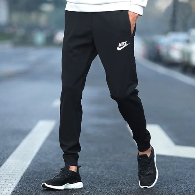 Nike jogger 2025 outfit mens