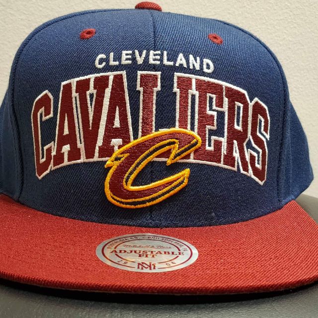 Brand new Authentic Mitchell & Ness NBA Cap x Cleveland Cavaliers