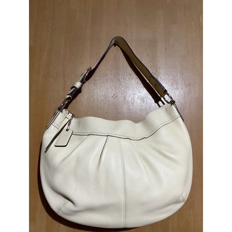 Coach Shoulder Bag Cream Pre loved AUTHENTIC