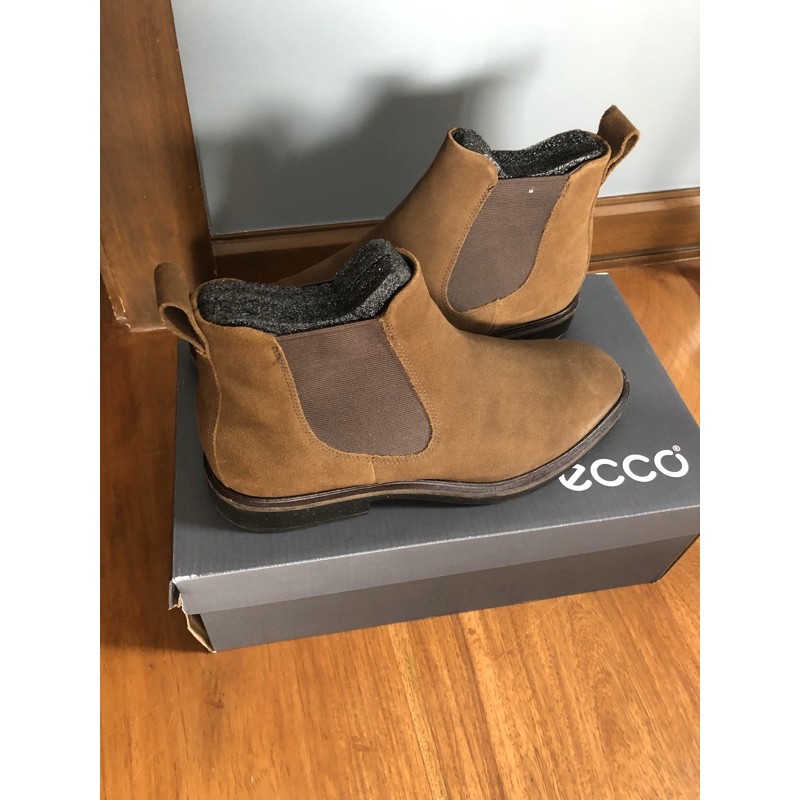 Ecco boots outlet run big