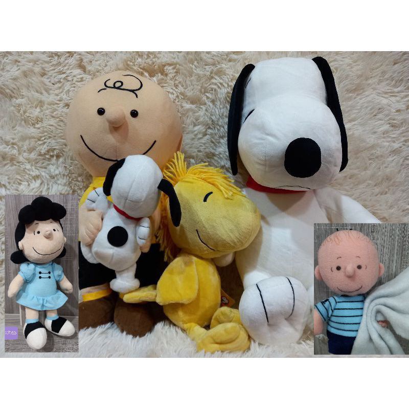 Peanuts, Charlie Brown, Snoopy, Woodstook plush toys