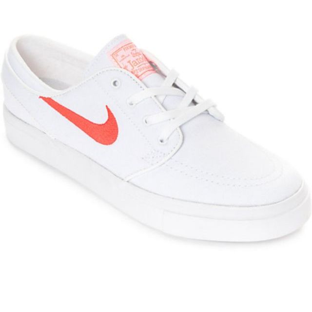 Nike sb janoski hot sale white and orange