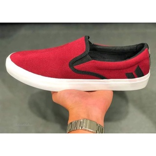 Macbeth hot sale slip on