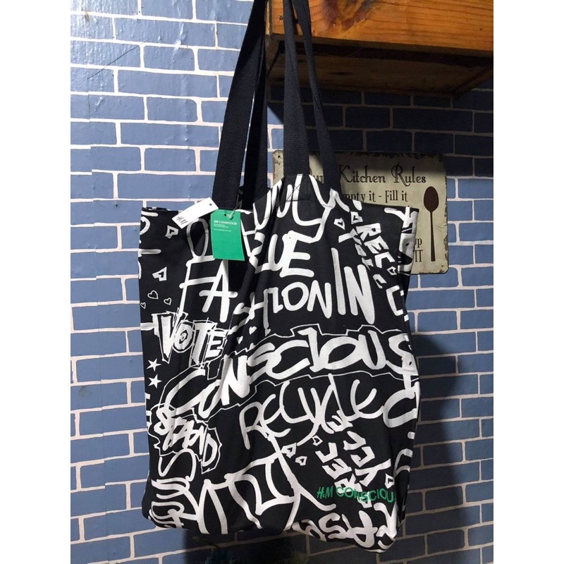 H&m conscious tote bag hot sale