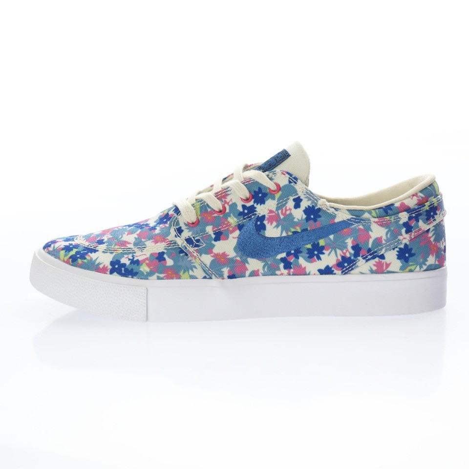 Nike sb zoom stefan 2025 janoski canvas rm premium