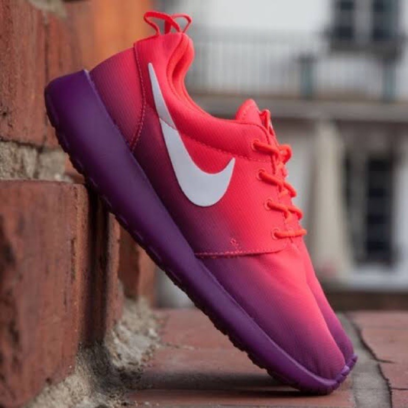 Ombre hot sale nike shoes