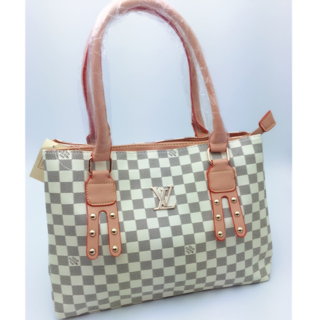 933 LV bag with 3 division