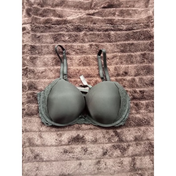 Victoria secret push up bra size 36D/38D
