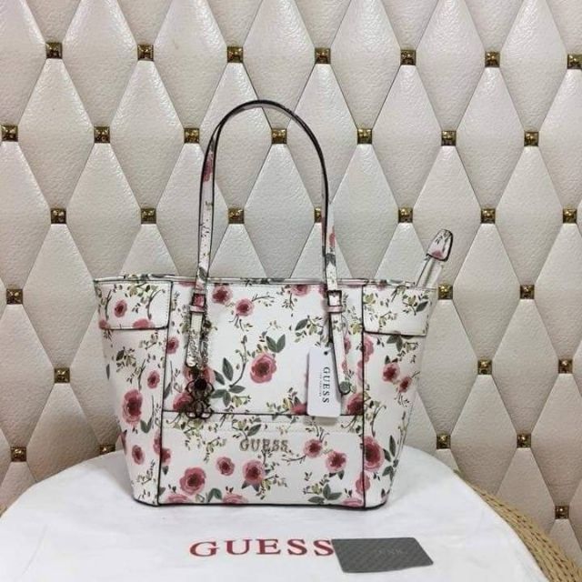 Guess hotsell flower bag