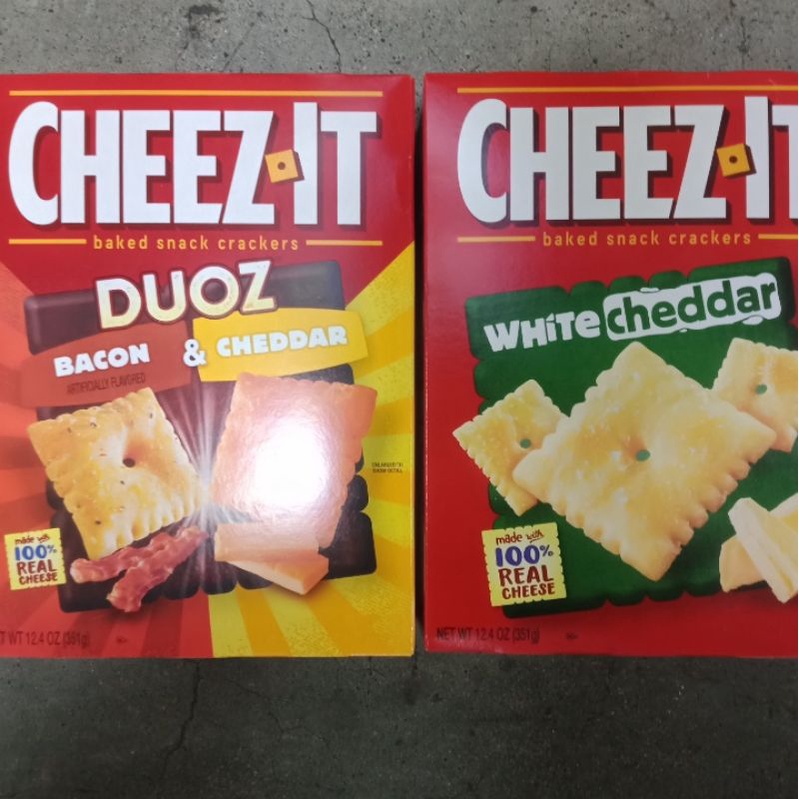 Cheez It Duoz Bacon & Cheddar / White Cheddar 12.4 oz (351g) Shopee