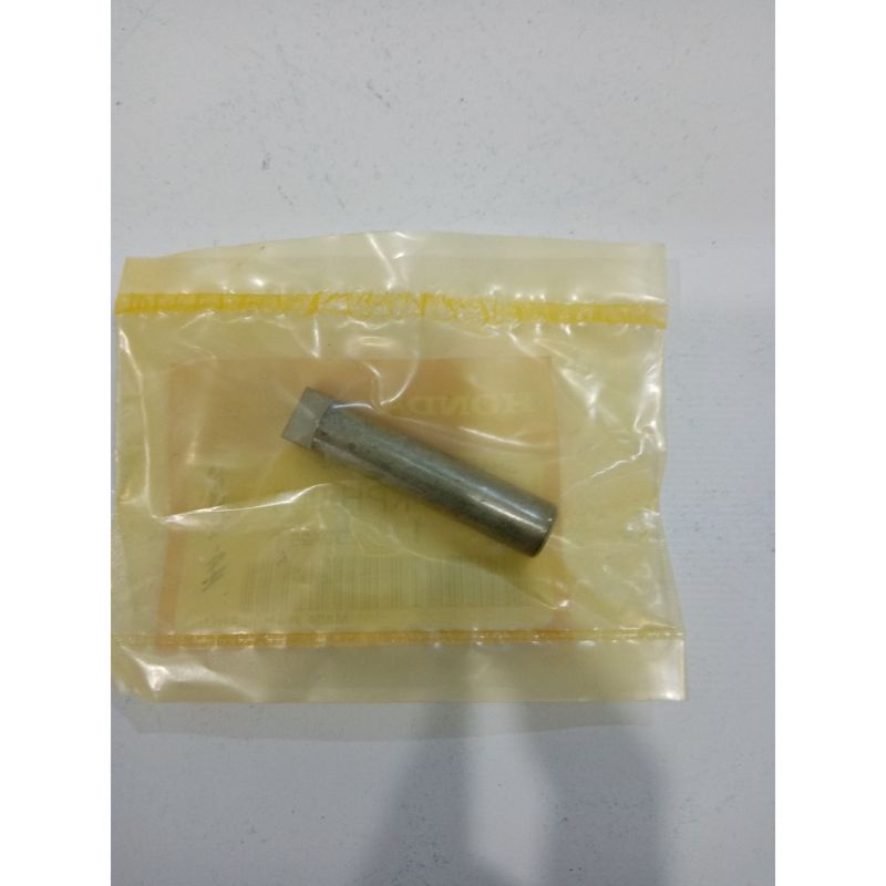 XRM 125, WAVE 125, RS 125 INTAKE & EXHAUST ROCKER ARM SHAFT | Shopee ...
