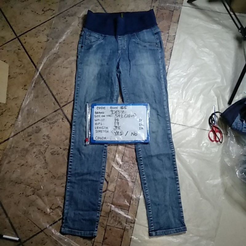 Garter jeans hot sale