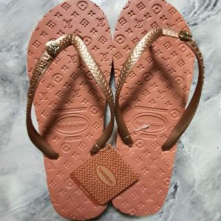 Havaianas cheap louis vuitton