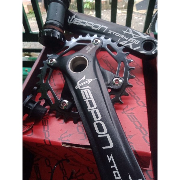 Weapon Storm hallowtech crank | Shopee Philippines