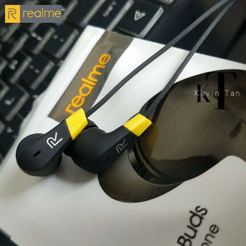 Realme r40 earphones price sale