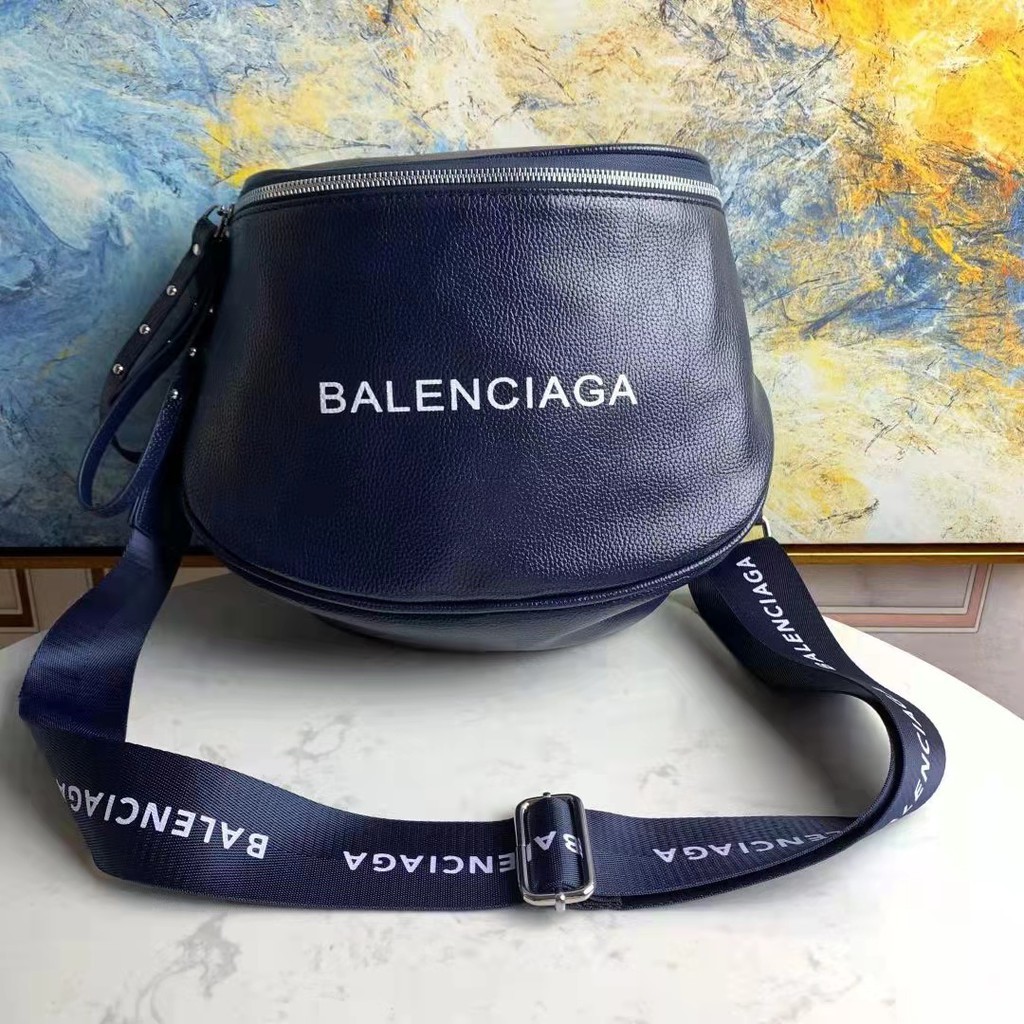 Balenciaga thick best sale strap bag