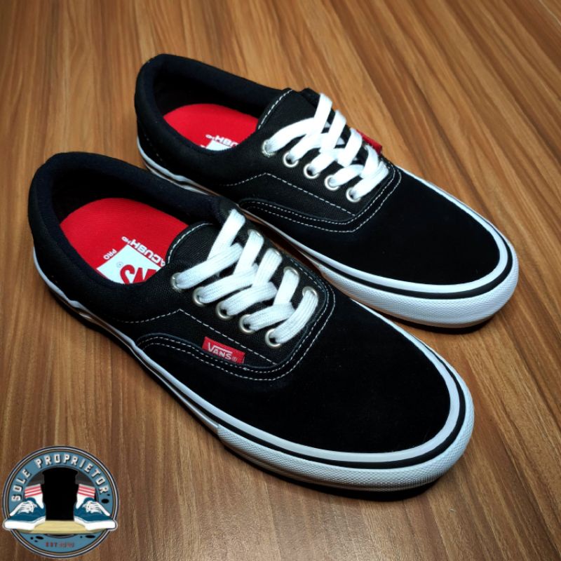 Vans era pro black hotsell white white