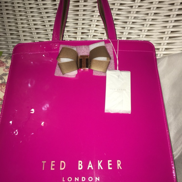 Ted baker hot sale purse price