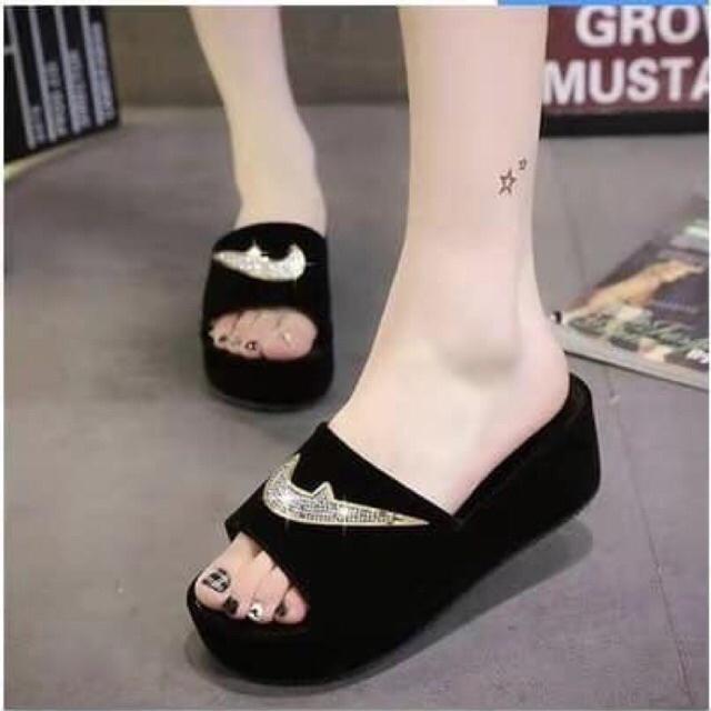 Korean Bestseller Sandals （maliit，+1 size） | Shopee Philippines