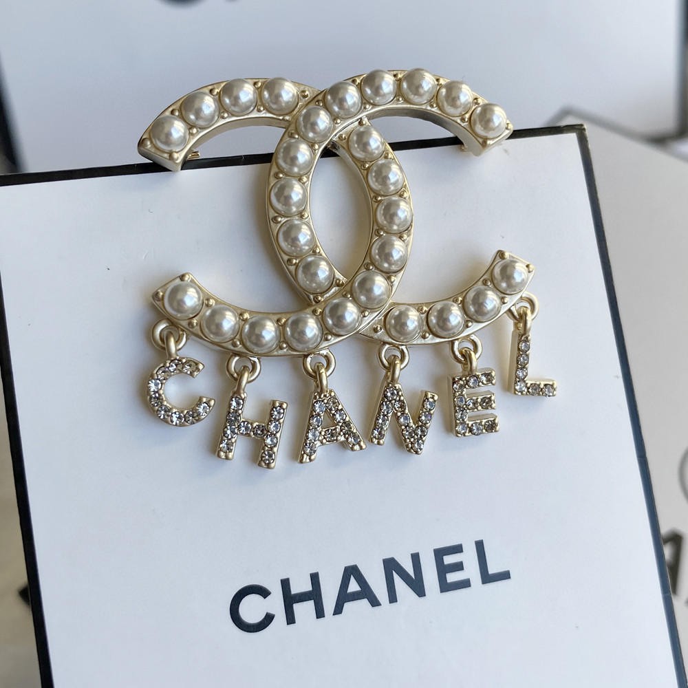 Chanel on sale avocado brooch