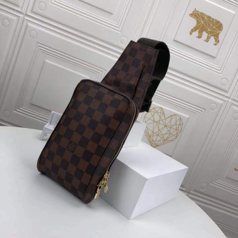 Cod LV Damier Chest/Sling Bag Leather For Men