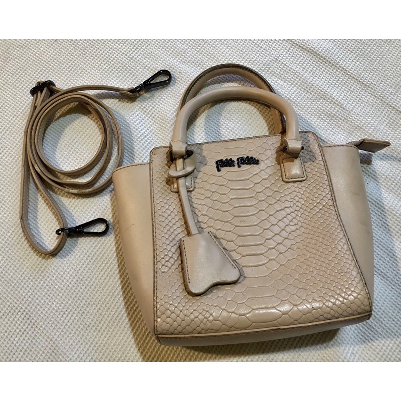 well loved Folli follie sling bag Shopee Philippines