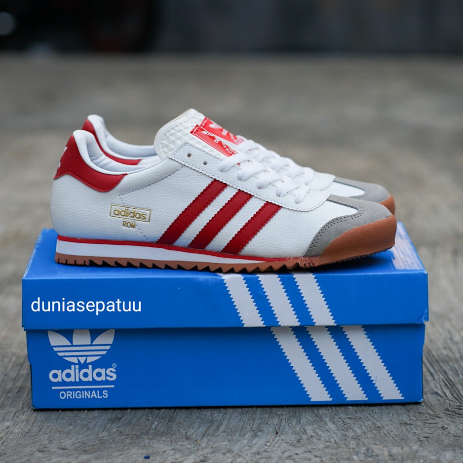 Adidas rom store red stripes