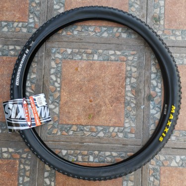 Maxxis crossmark hot sale 2 26