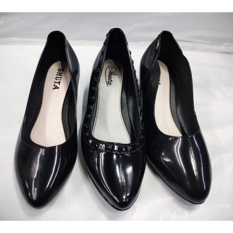 Plastic School Shoes/Black Shoes for Ladies with Mid Heels | Shopee ...